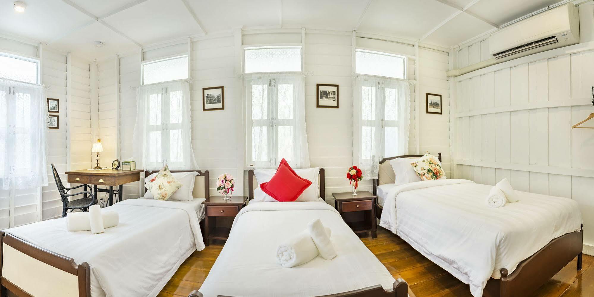 Baankachitpan Bangkok Hotel Kültér fotó